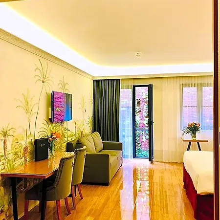 Chasse Residency Hotel