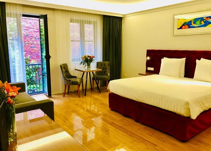 Hotel Chassé Residency 4*