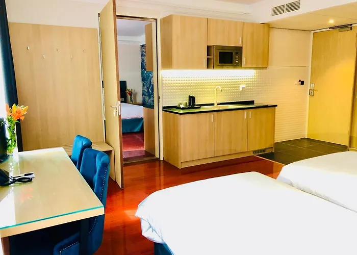 Chassé Residency Hotel 4*