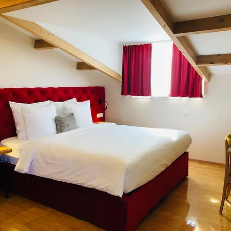 Hotel Chassé Residency 4*